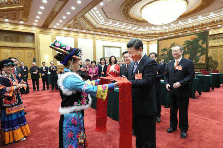 习近平:所有扶贫地区的领导干部都要坚守岗位